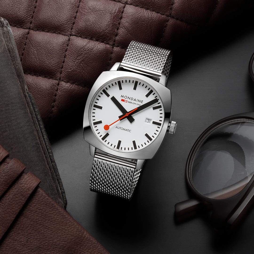 Cushion Automatic, 39 mm, Stainless Steel Mesh - Image 9